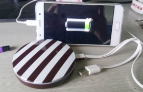 Makeup mirror mobile power "small" and "large capacity" plus "HD cosmetic mirror