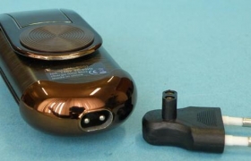 The European Union has issued a consumer warning to Chinese "Gemei" electric razors.